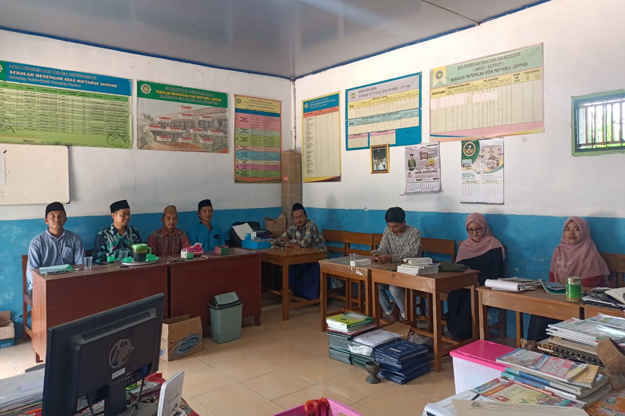 KAPRODI PASCASARJANA IAIN MADURA LAKUKAN SOSIALISASI PENERIMAAN MAHASISWA BARU