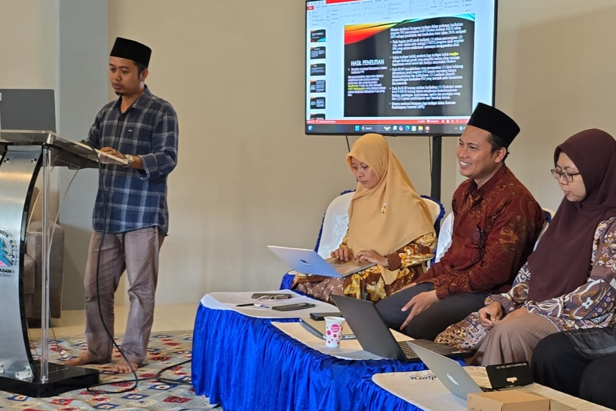 SEMINAR DAN EKSPOSE HASIL PENELITIAN KOLABORASI DOSEN DAN MAHASISWA MAGISTER PAI